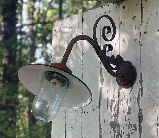 landelijke lamp claire met glazen stolp