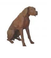 gietijzeren hond zittend